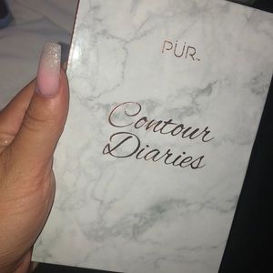 Pür Contour Diaries